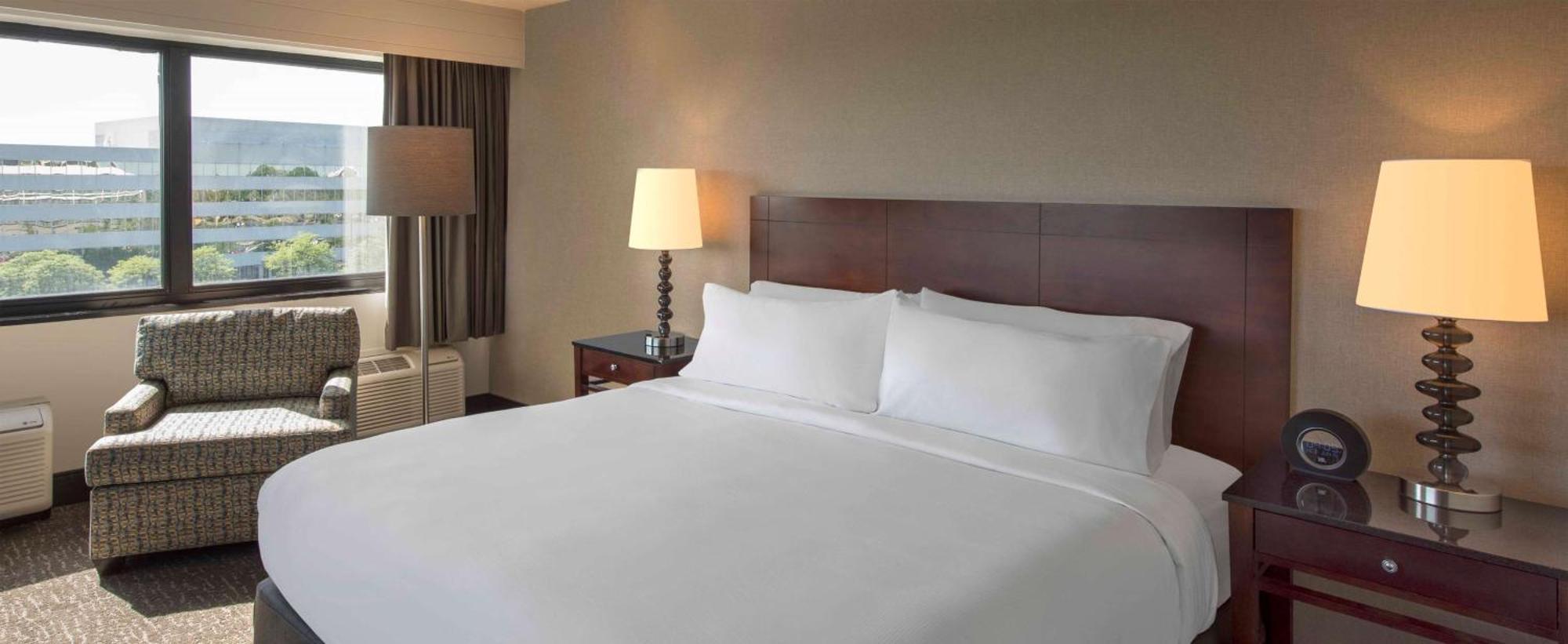 ดับเบิ้ลทรีบายฮิลตันโฮเต็ล ชิคาโก ชามบูร์ก Hotel ชอมเบิร์ก ภายนอก รูปภาพ
