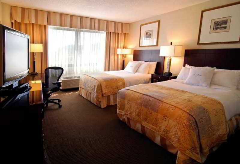 ดับเบิ้ลทรีบายฮิลตันโฮเต็ล ชิคาโก ชามบูร์ก Hotel ชอมเบิร์ก ห้อง รูปภาพ